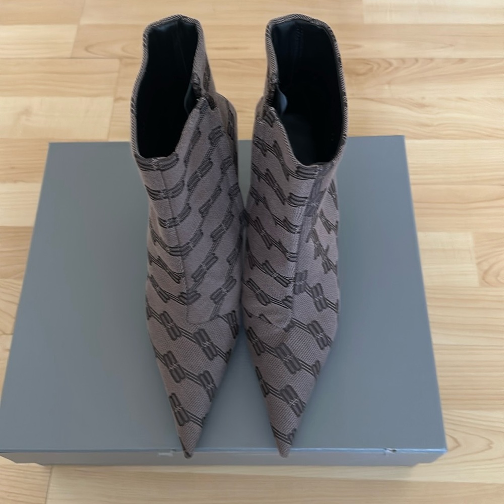 Balenciaga boots